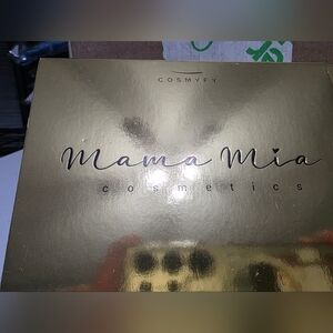 Gold Eyeshadow Palette